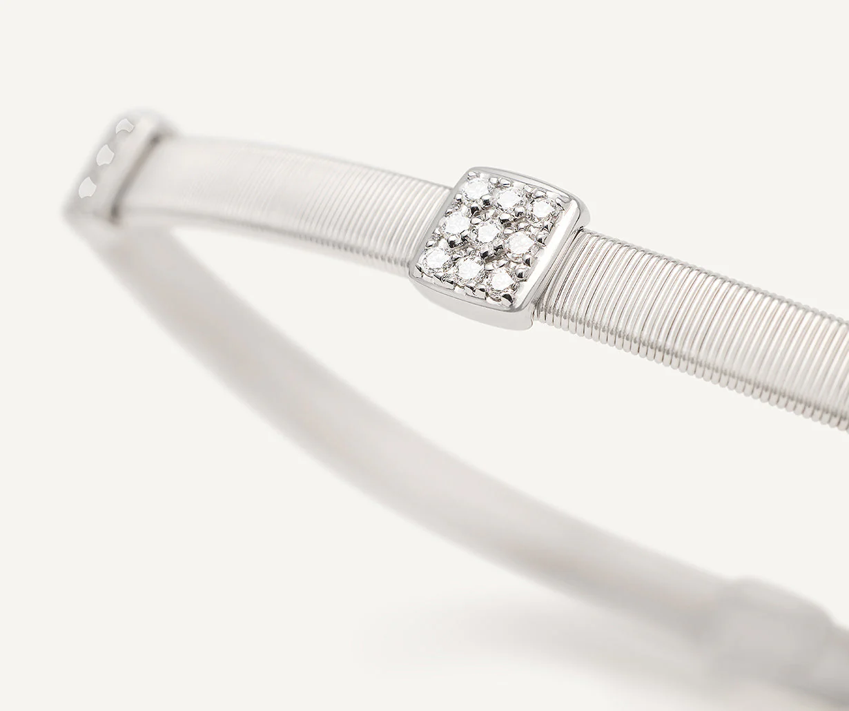 18K White Gold Coil Bangle with Three Diamond Stations, 4mm - Image 3