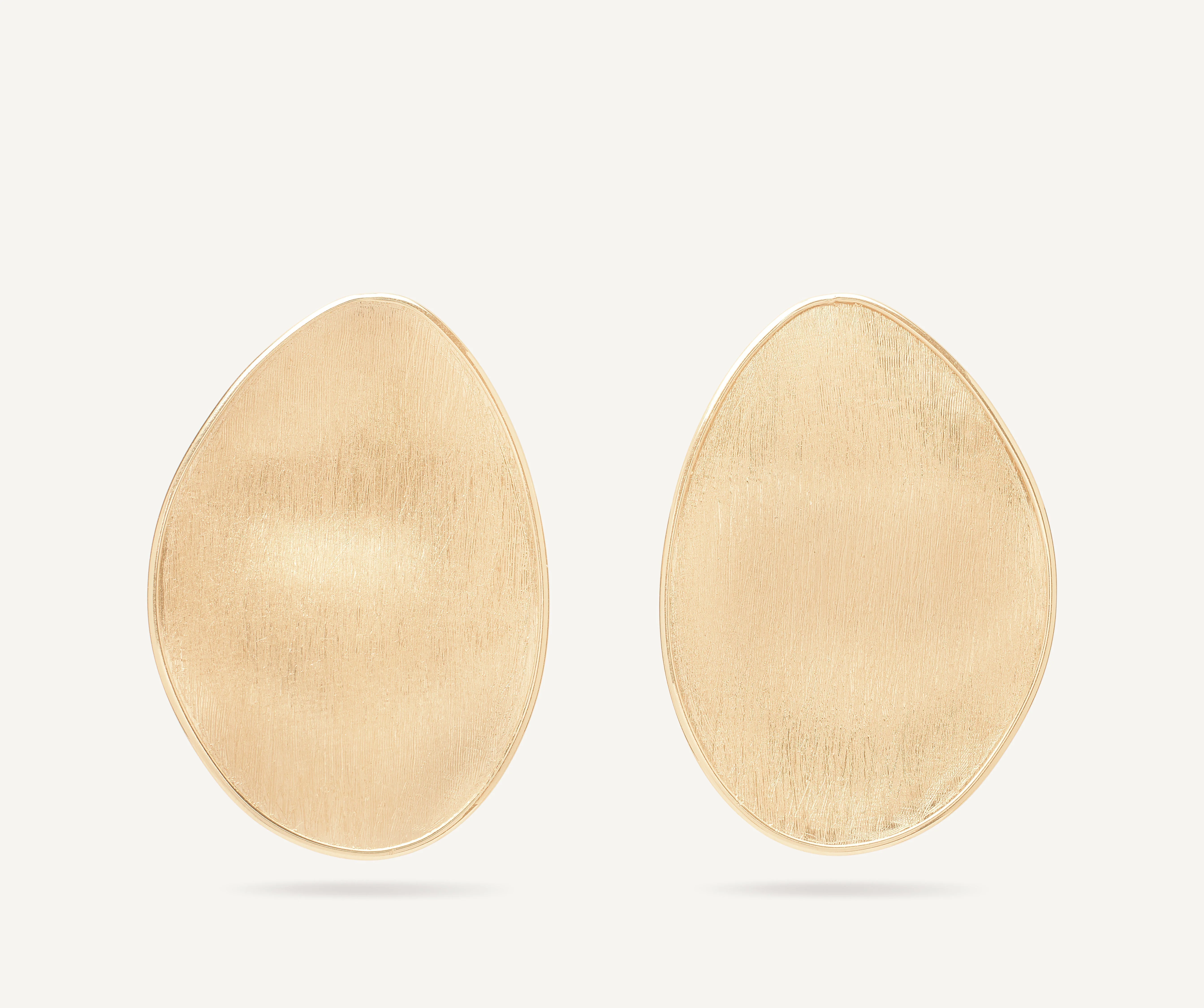 18K Yellow Gold Petal Stud Earrings. 1.4"