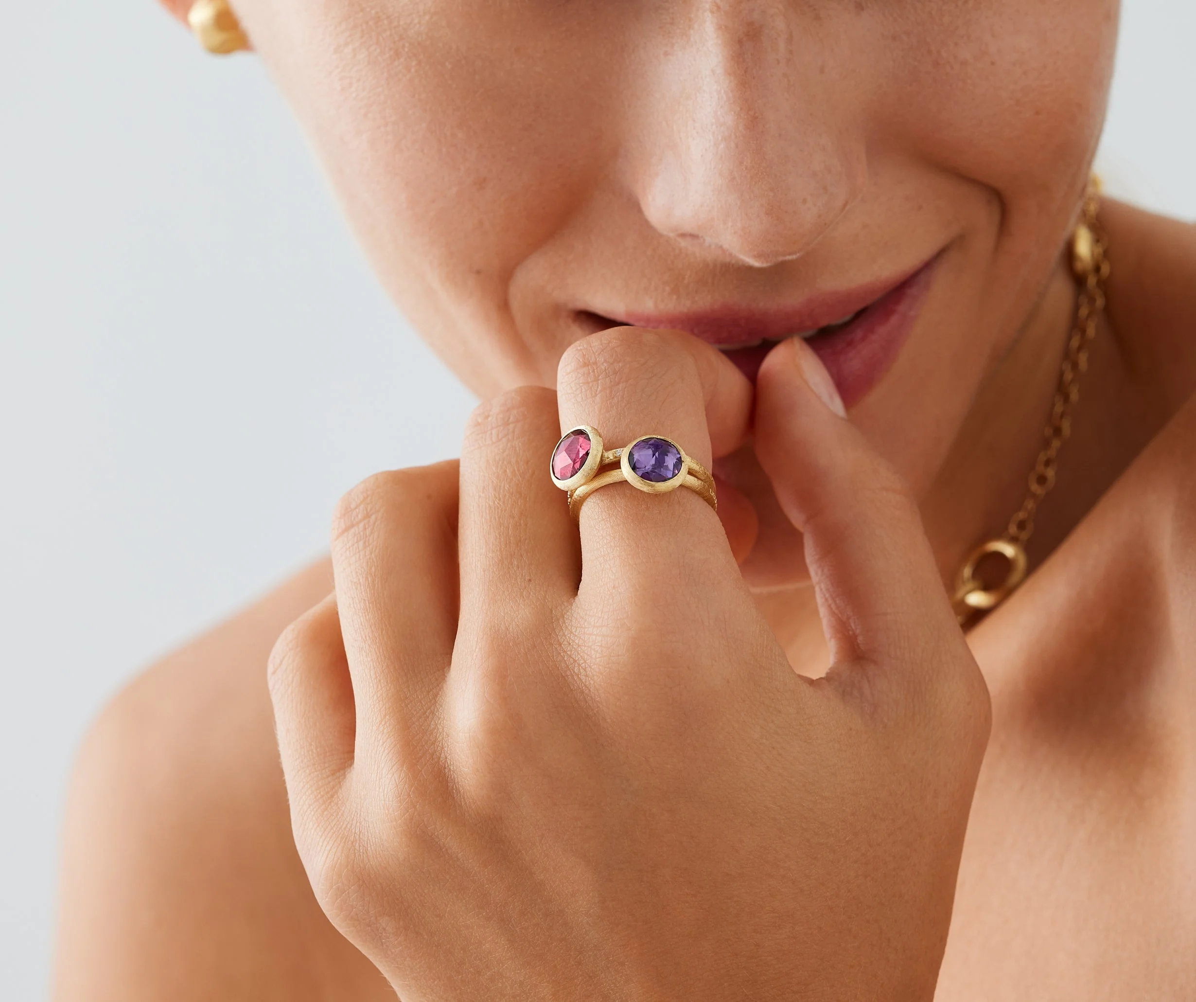18K Yellow Gold Pink Tourmaline Ring with Diamonds - Image 2