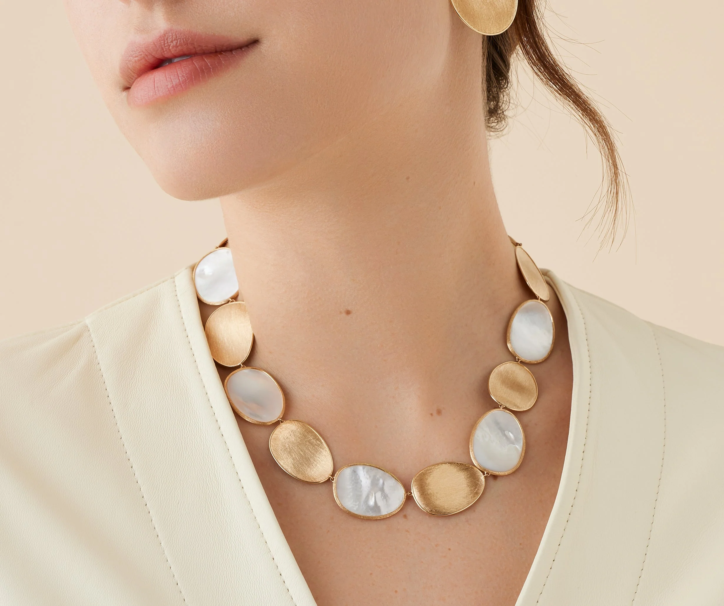 18K Yellow Gold Mother of Pearl Necklace, 17.75" - Image 2