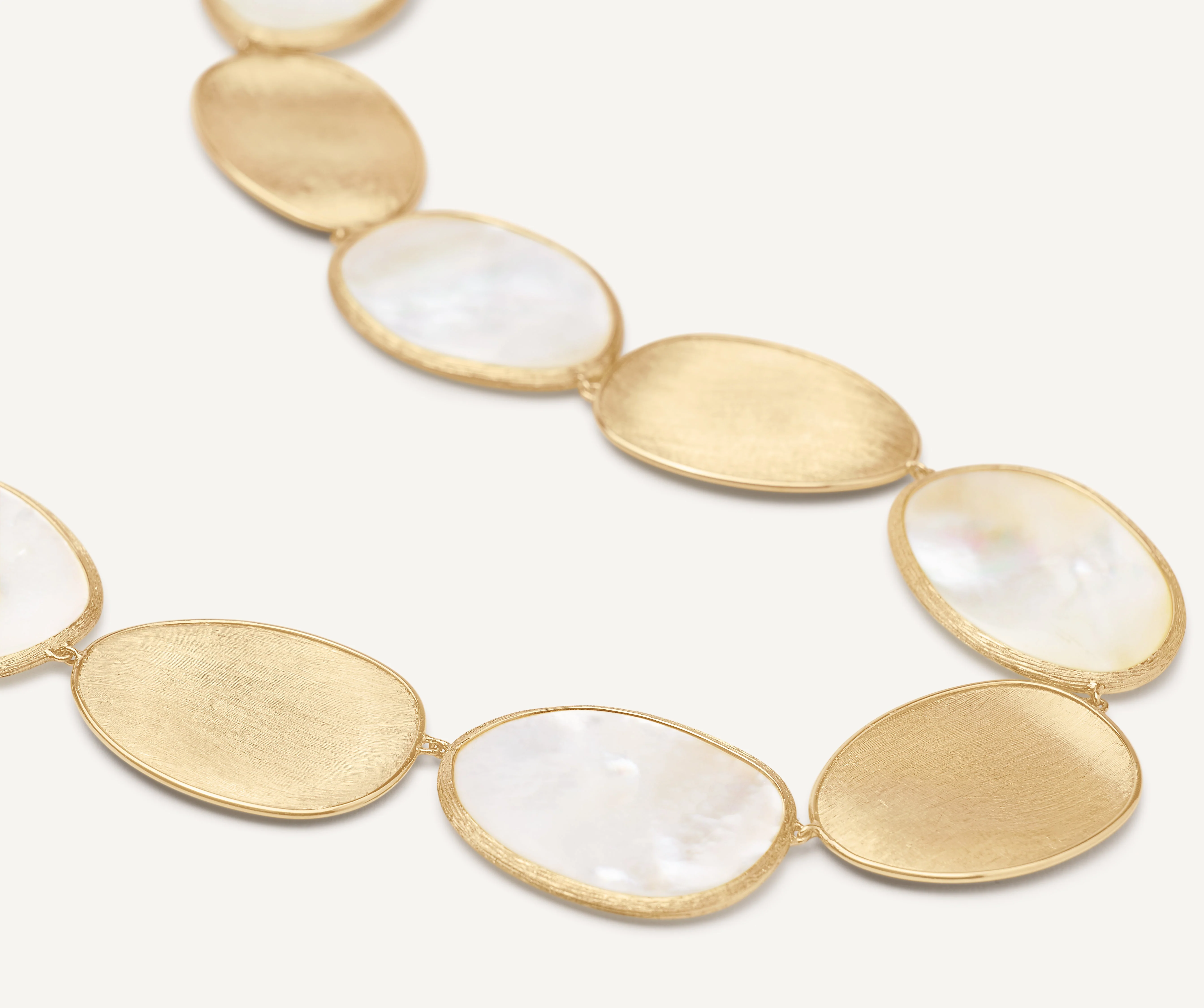 18K Yellow Gold Mother of Pearl Necklace, 17.75" - Image 3