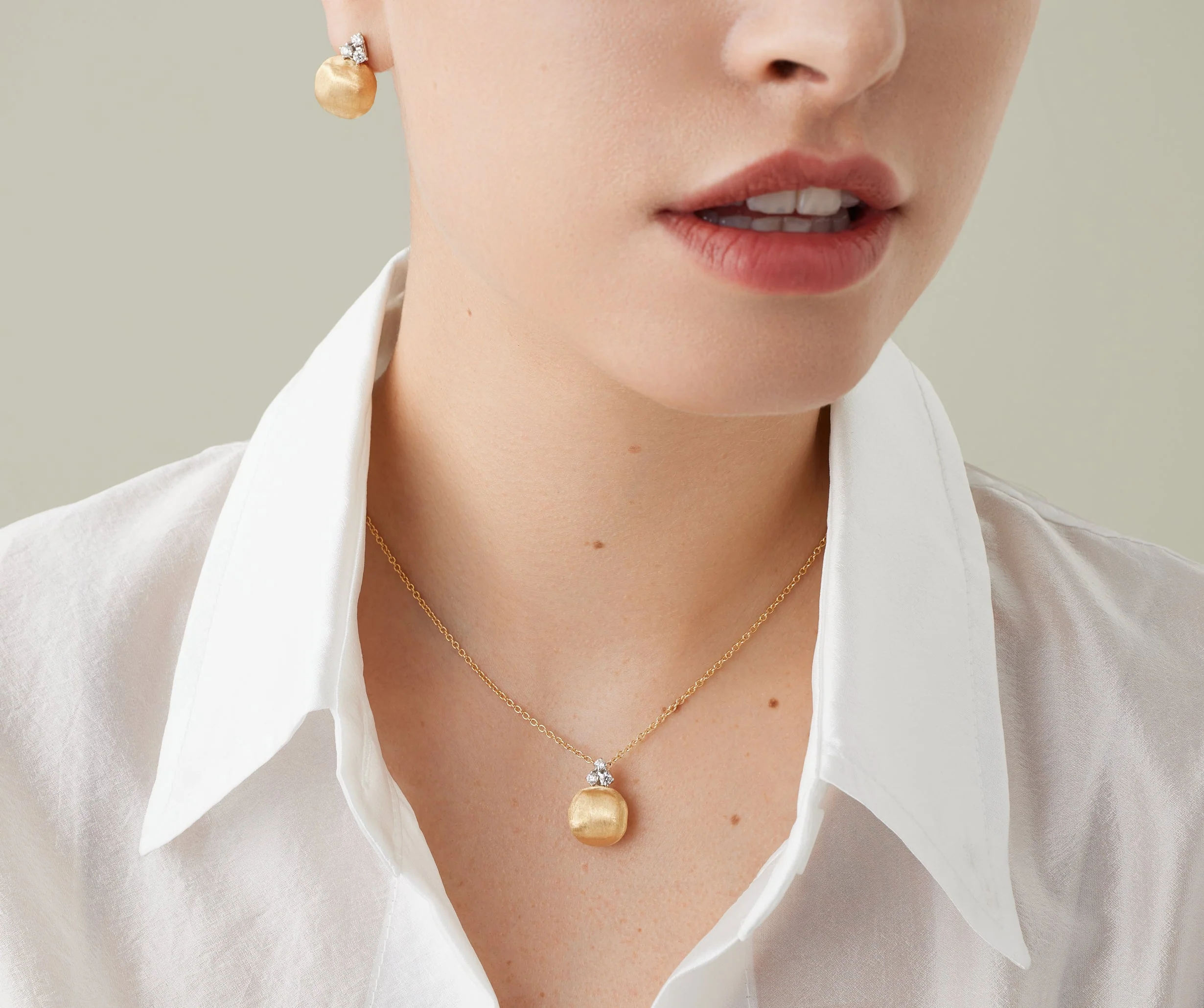 18K Yellow Gold Pendant Necklace with Diamonds, 16.5-18" - Image 2