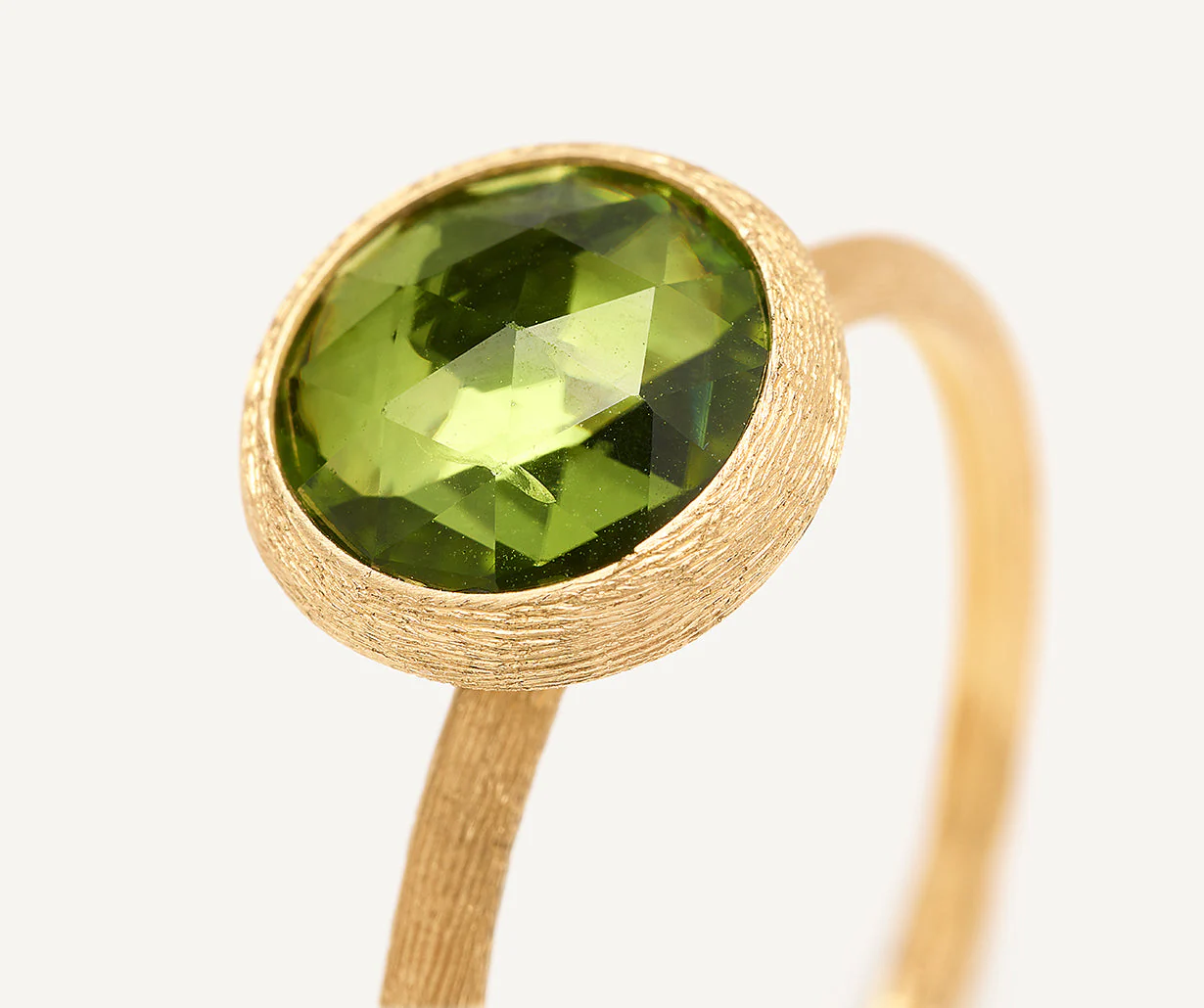 18K Yellow Gold Peridot Stackable Ring - Image 3