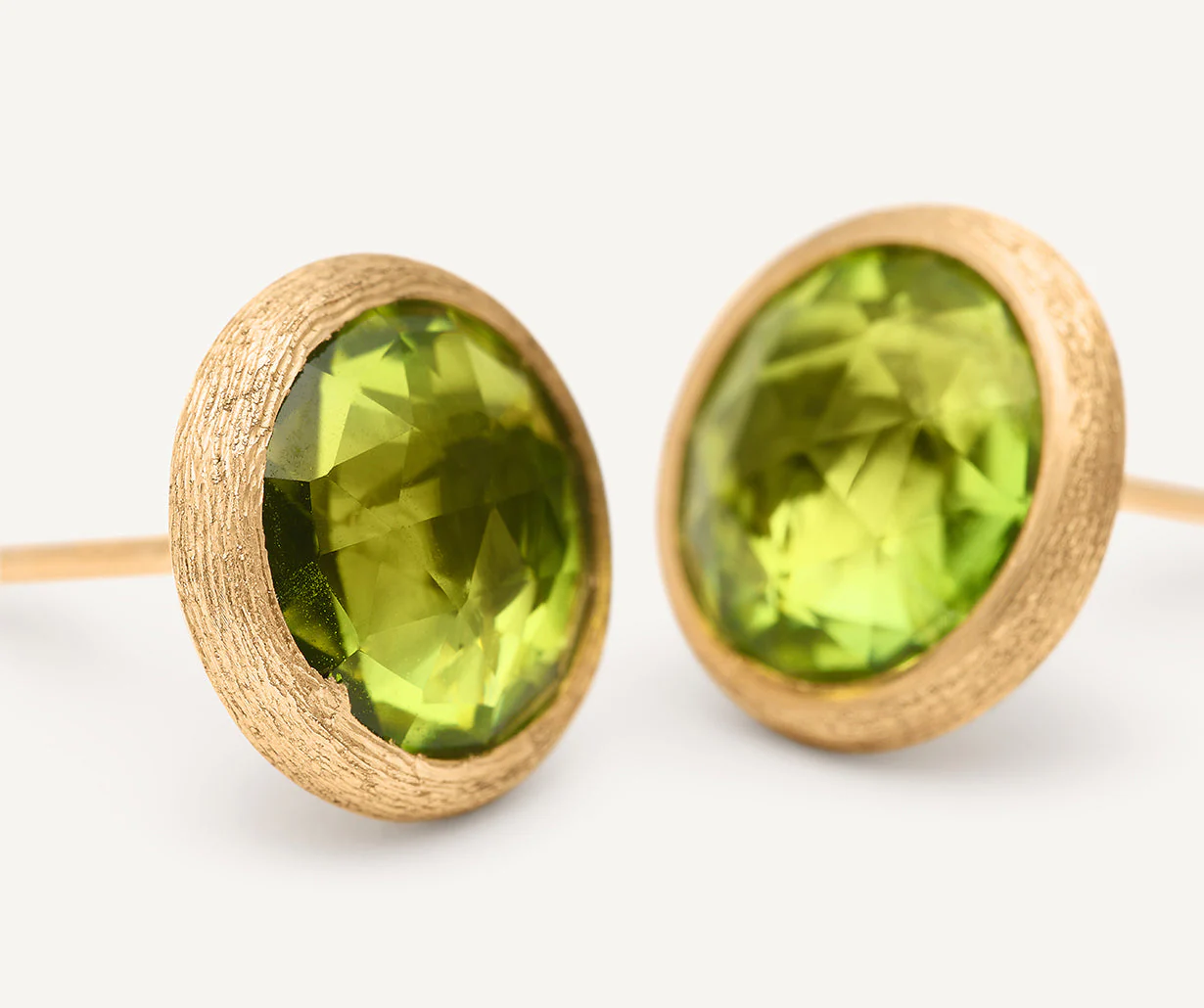 18K Yellow Gold Peridot Stud Earrings, 0.37" - Image 3