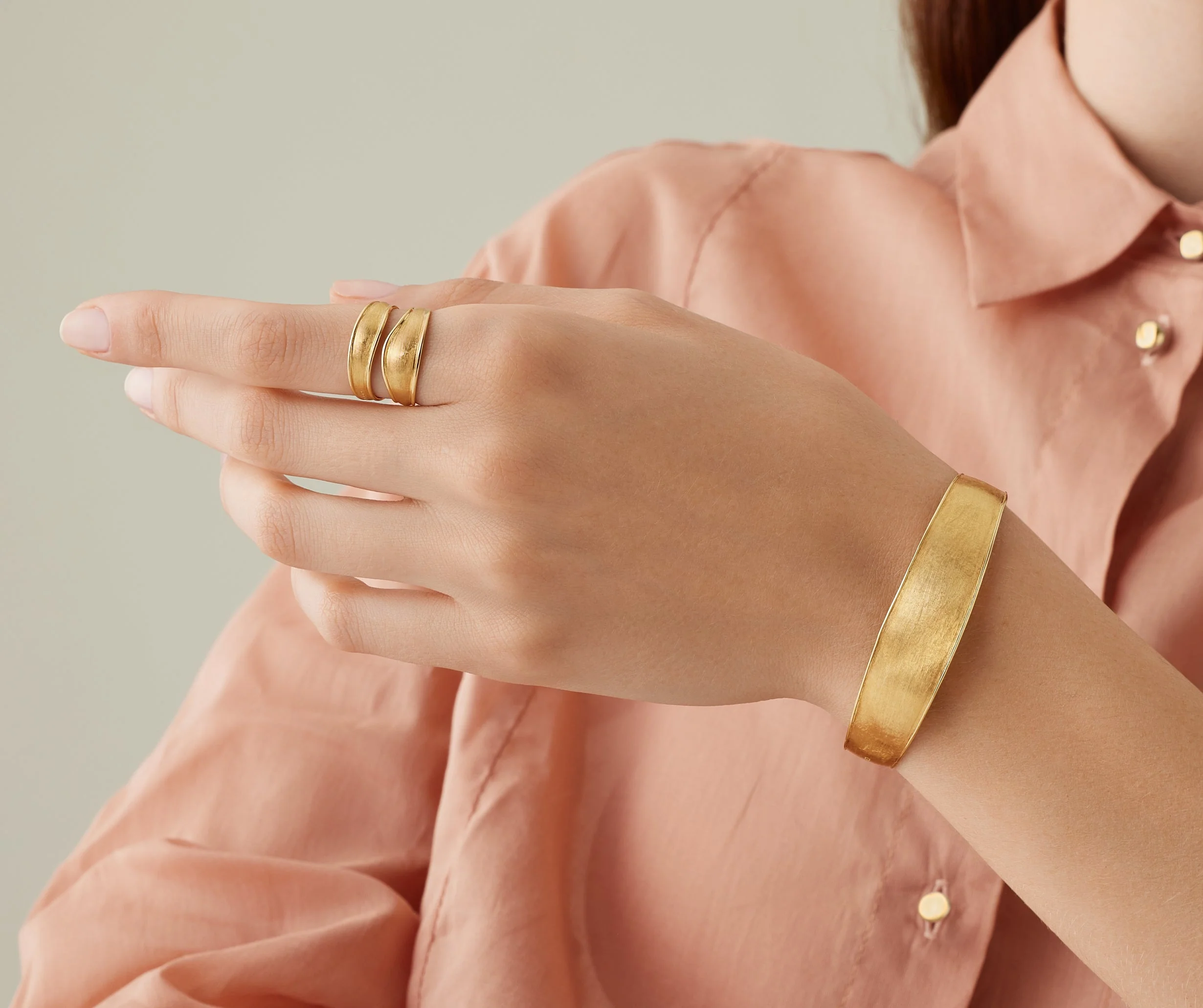 18K Yellow Gold Split Band Ring - Image 2