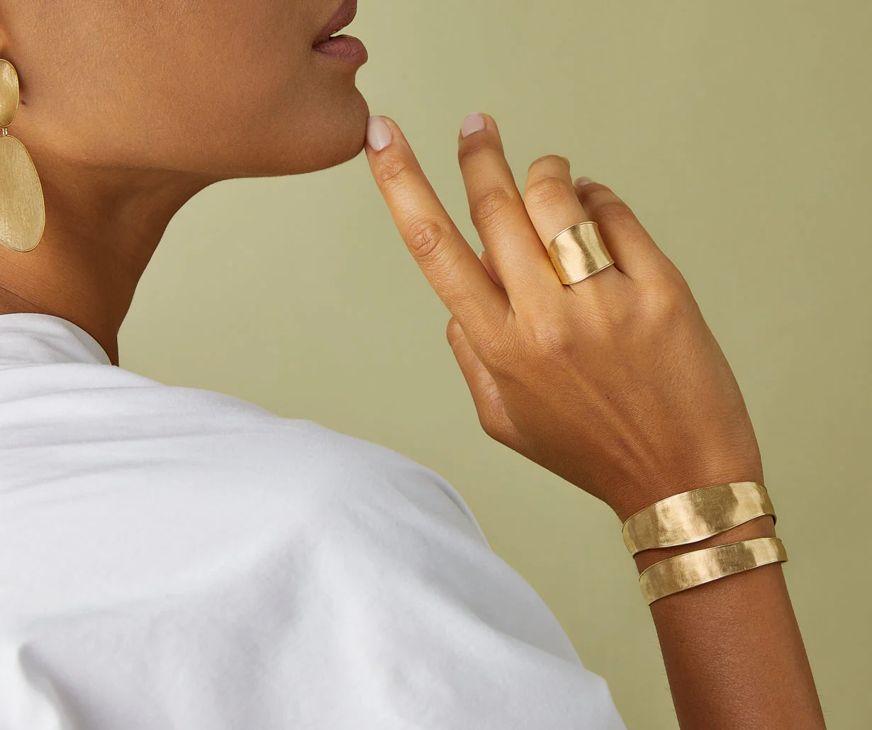 18K Yellow Gold Split Bangle - Image 2