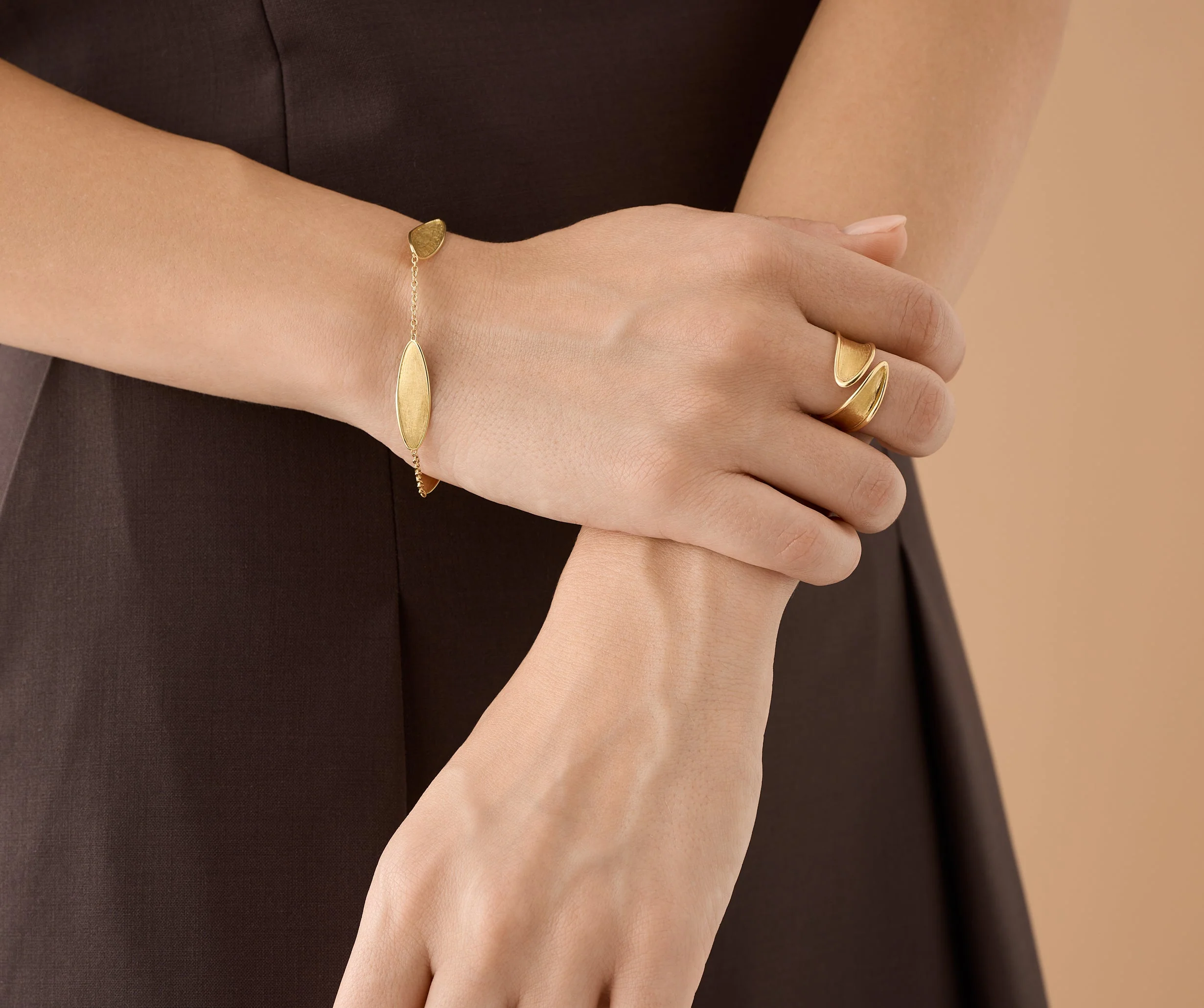 18K Yellow Gold Twisted Petal Bracelet, 7" - Image 2